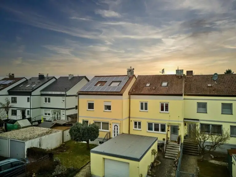 Reiheneckhaus Straubing Außenansicht II