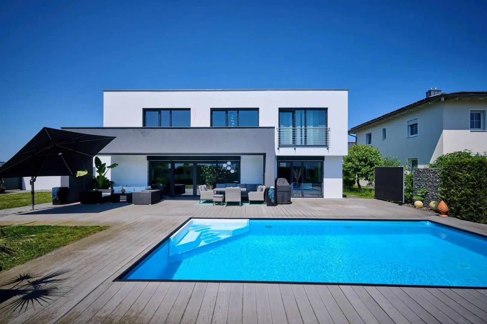 EFH Parkstetten Außenansicht III