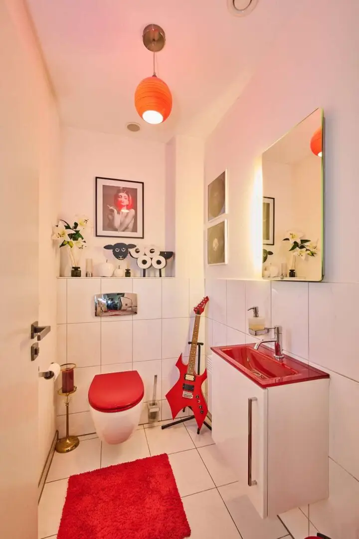 EFH Hemau Gäste-WC