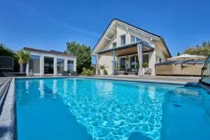 EFH Hemau Pool