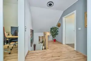 EFH Hemau Flur OG