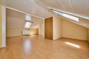 RH Straubing Ausgebautes Dachgeschoss I