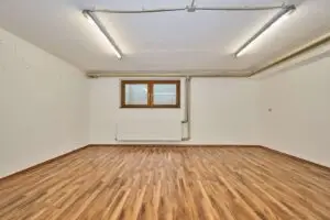 DHH Schwarzach Hobbyraum Keller