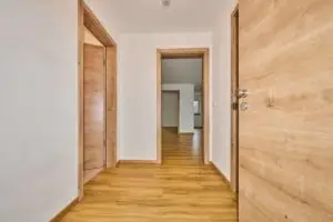 WHG 1 Straubing Flur