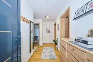 WHG 3 Straubing Flur