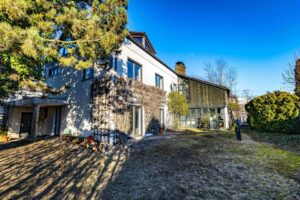 EFH Straubing Außenansicht Garten III