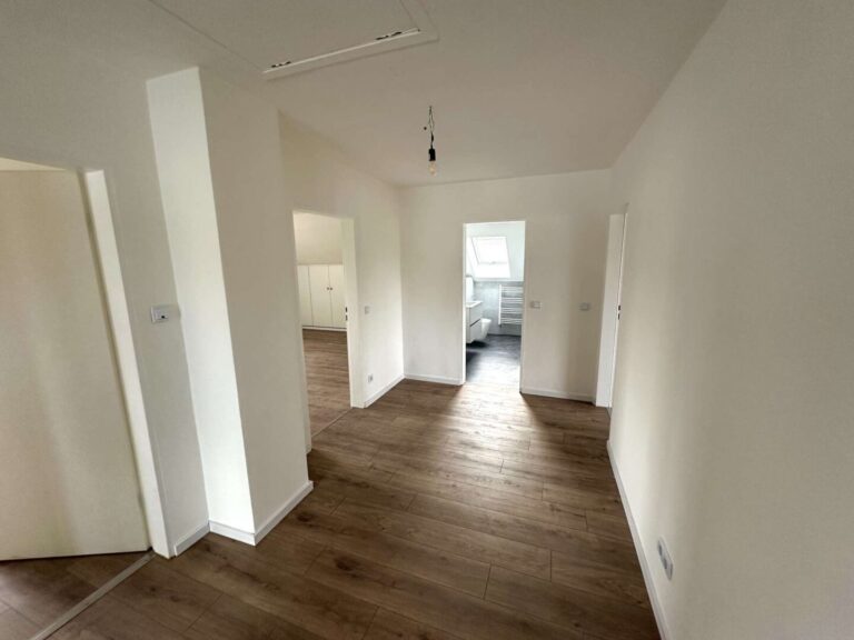 Wohnung Straubing DG Eingangsbereich