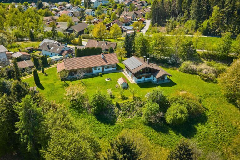 Anwesen Haselbach Ansicht oben II
