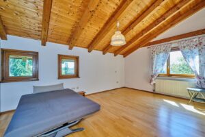 Anwesen Haselbach Haupthaus Schlafen 2.