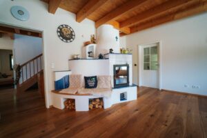Ranch Eichendorf Wohnhaus Kamin