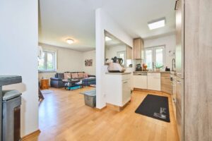 EFH Rain Einliegerwohnung Wohnen _ Kochen