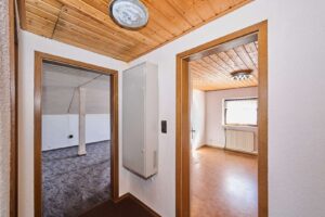 EFH Aiterhofen Flur OG