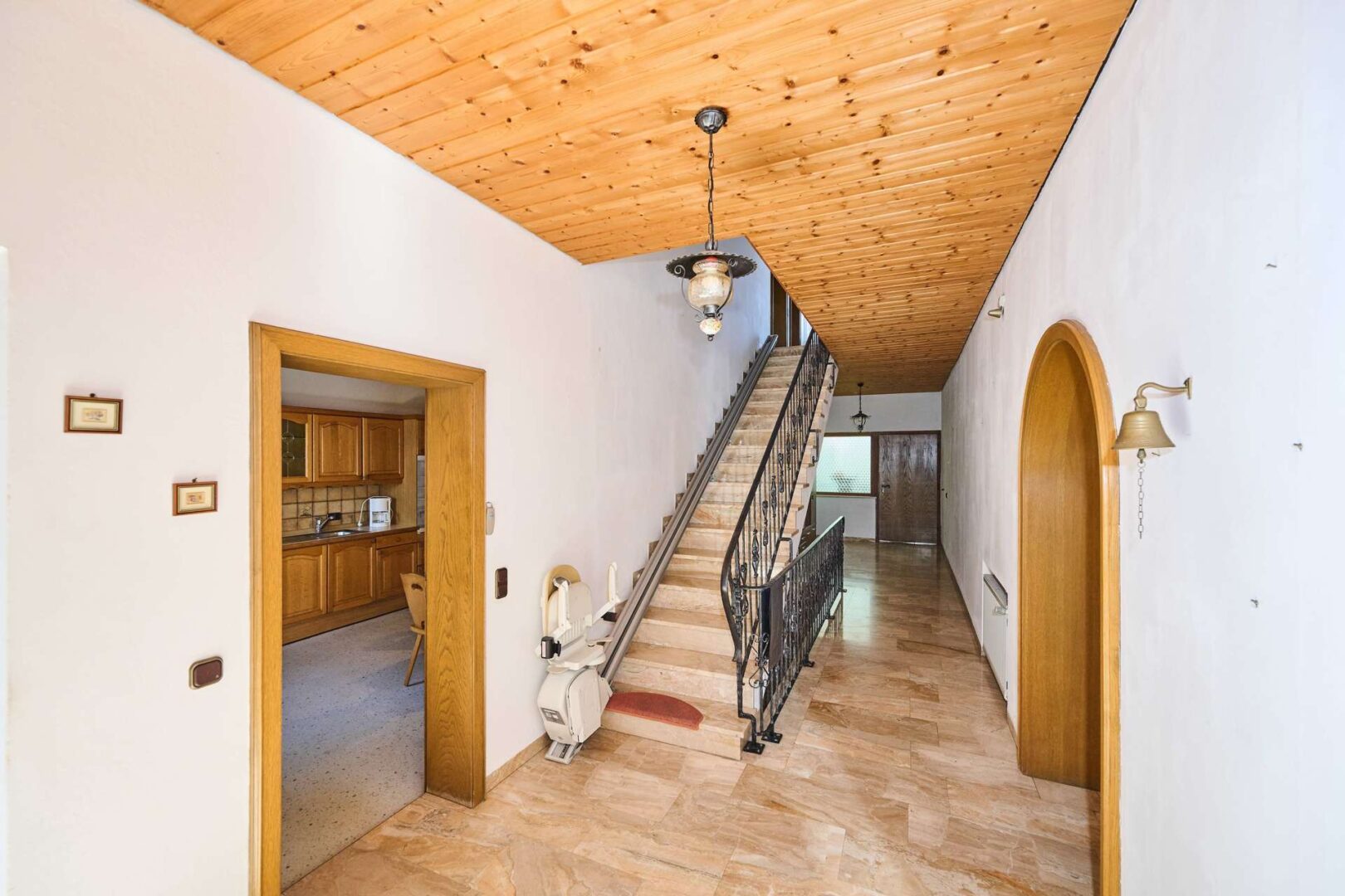 MFH Straßkirchen Flur